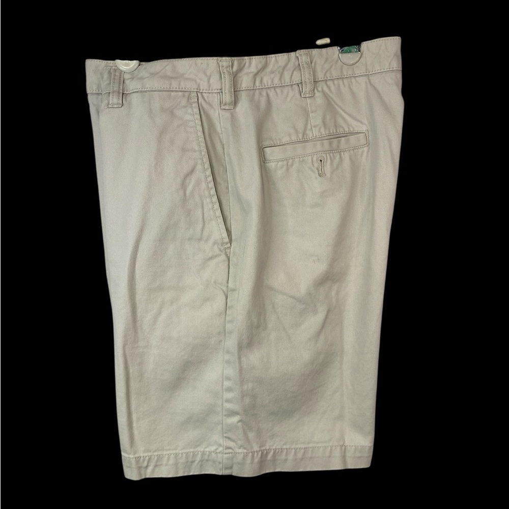 Izod Beige Flat Front Casual Shorts Men’s 34W